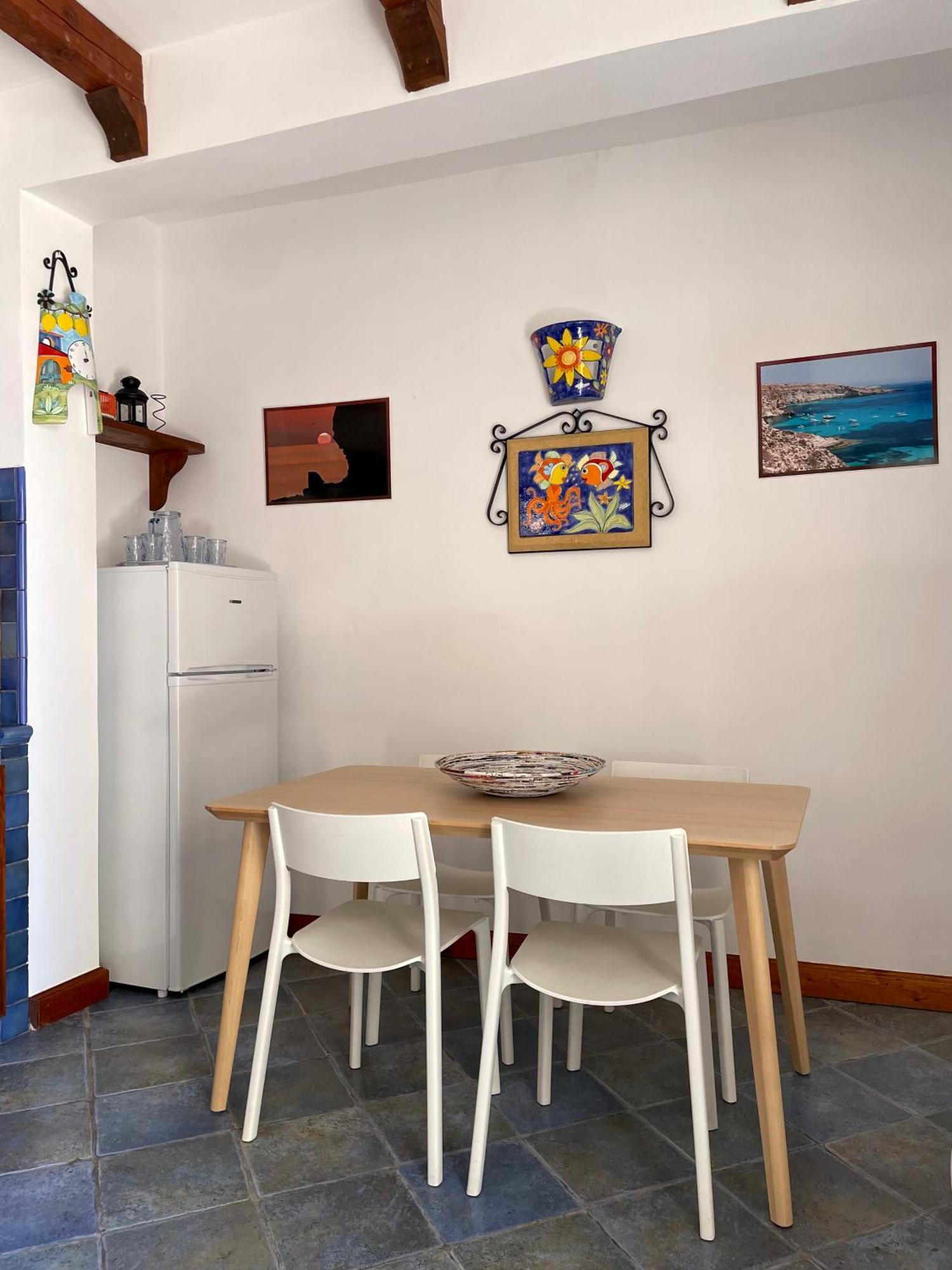 Le Case Di Nunzia Lampedusa Ruang foto